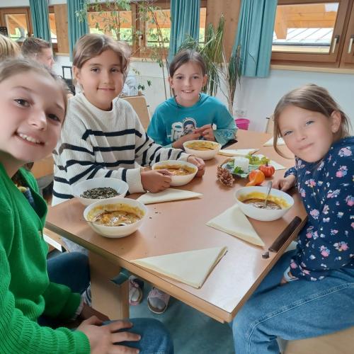 Kinder essen