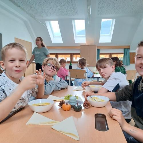 Kinder essen