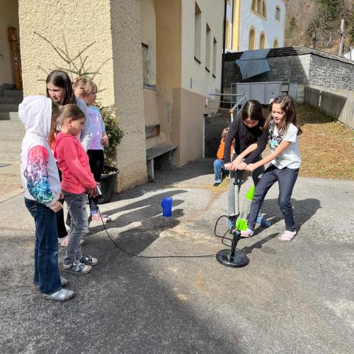 Experimente mit Feuer, Wasser und Luft