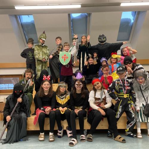 Verkleidete Kinder am Faschingsdienstag